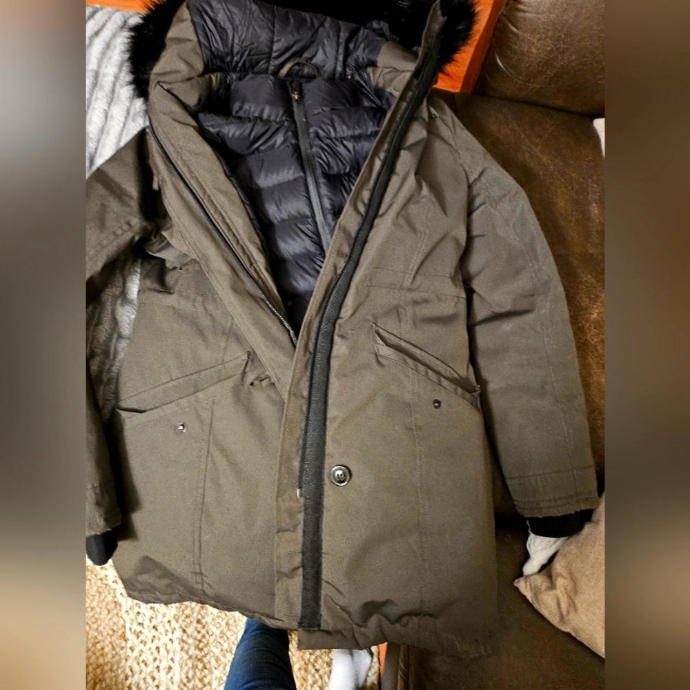 Ugg adinorak jacket size xs